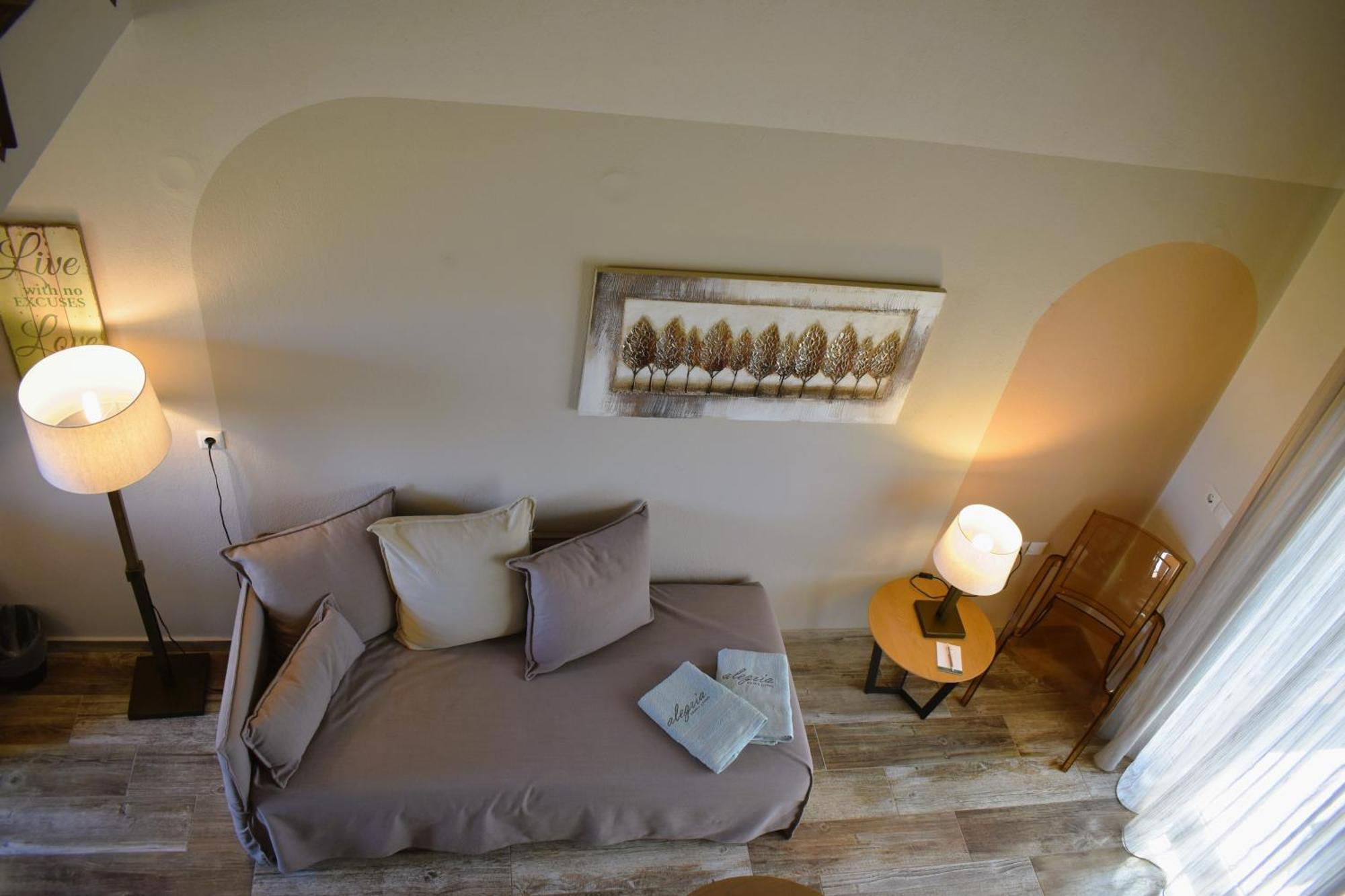 Alegria Suites 니키티 외부 사진